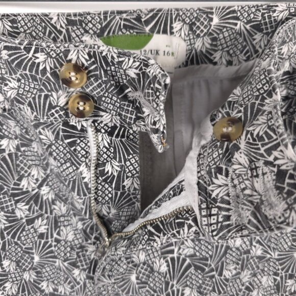 ANTHROPOLOGIE Bowery Black White Pineapple Print Ankle Pants Size 16R - Picture 12 of 14